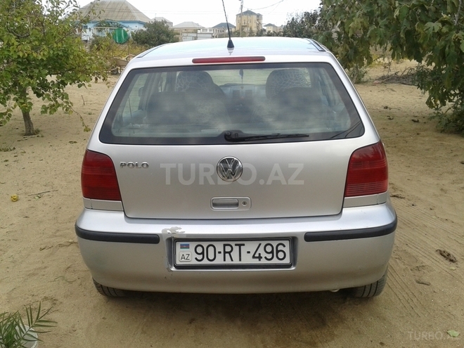 Volkswagen Polo 2001, 230,000 km - 1.4 l - Bakı