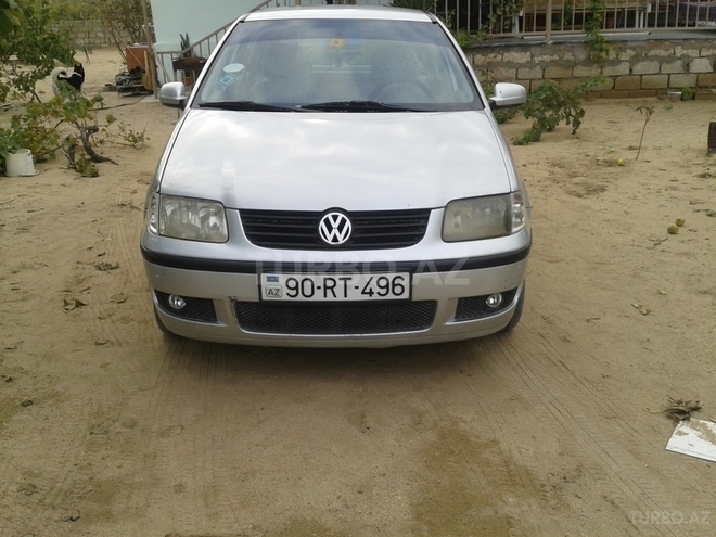 Volkswagen Polo 2001, 230,000 km - 1.4 l - Bakı