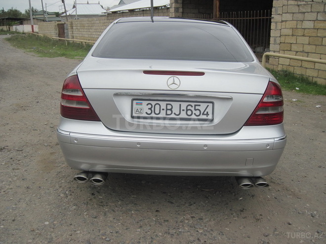 Mercedes C 270 2002, 228,500 km - 2.7 l - İmişli