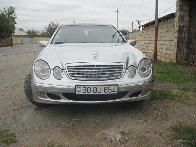 Mercedes C 270 2002, 228,500 km - 2.7 l - İmişli