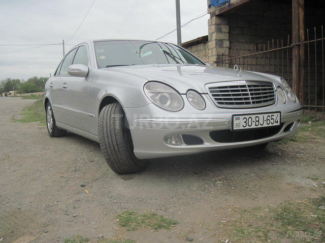 Mercedes C 270 2002, 228,500 km - 2.7 l - İmişli