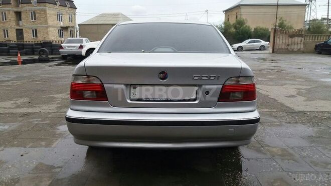 BMW 528 2000, 215,000 km - 2.8 л - Bakı
