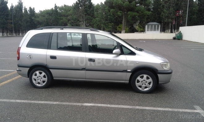 Opel Zafira 2000, 250,000 km - 1.8 l - Sumqayıt