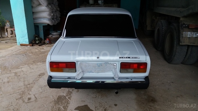 LADA (VAZ) 2107 2011, 75,000 km - 0.9 l - Bakı