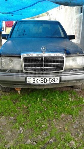 Mercedes E 300 1988, 3,541,995 km - 0.3 l - Kürdəmir
