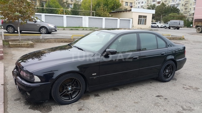 BMW 530 2002, 292,000 km - 3.0 l - Sumqayıt