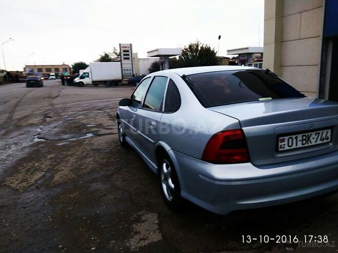 Opel Vectra 2000, 159,000 km - 2.0 l - Sumqayıt