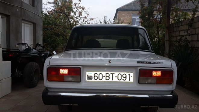 LADA (VAZ) 2107 2009, 71,000 km - 1.6 л - Tovuz