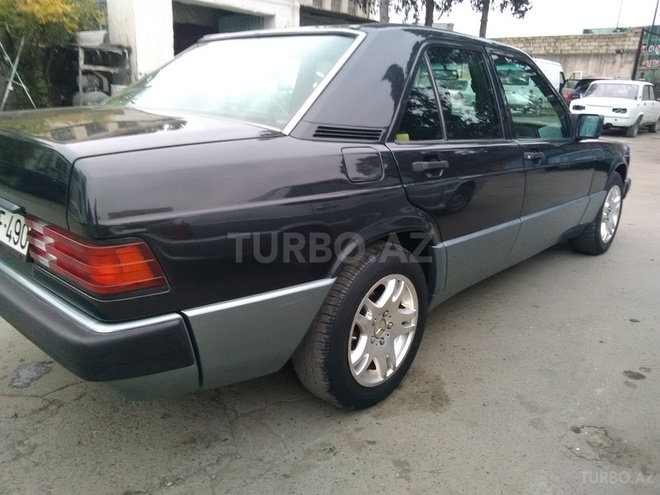 Mercedes 190 1992, 302,401 km - 2.0 l - Gəncə