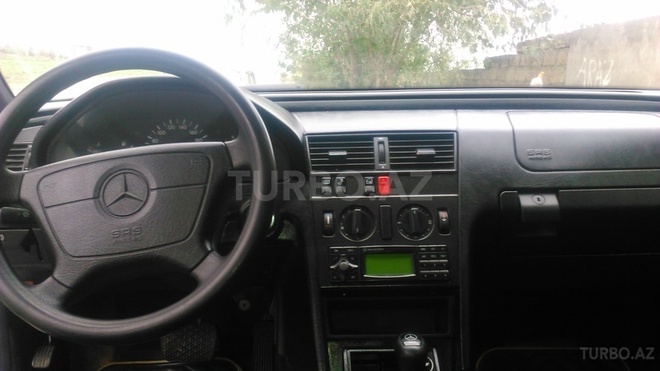 Mercedes C 200 1995, 250,000 km - 2.0 л - Bakı