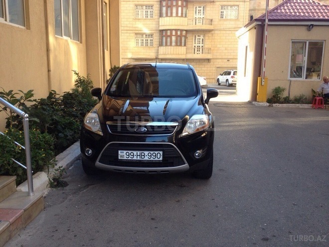 Ford Kuga 2010, 100,500 km - 2.5 l - Bakı
