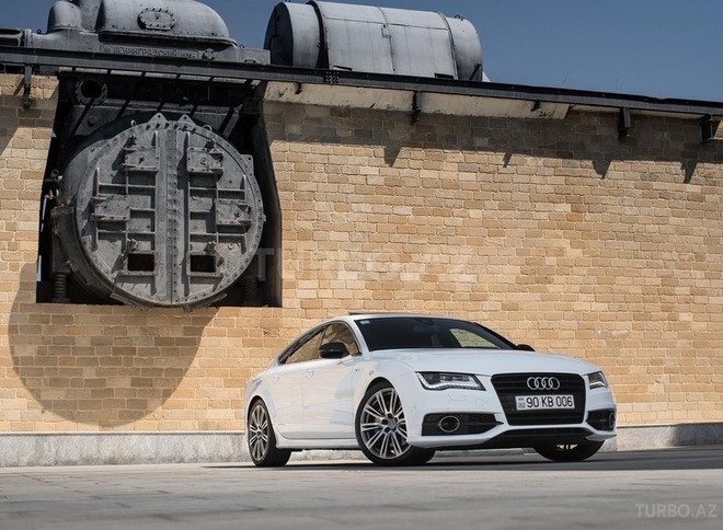 Audi A7 2011, 90,000 km - 3.0 l - Bakı