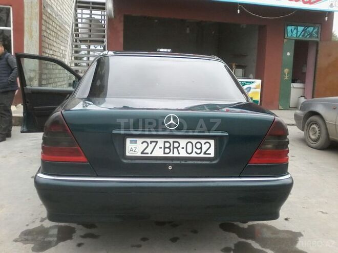 Mercedes C 250 1995, 382,168 km - 2.5 l - Xaçmaz