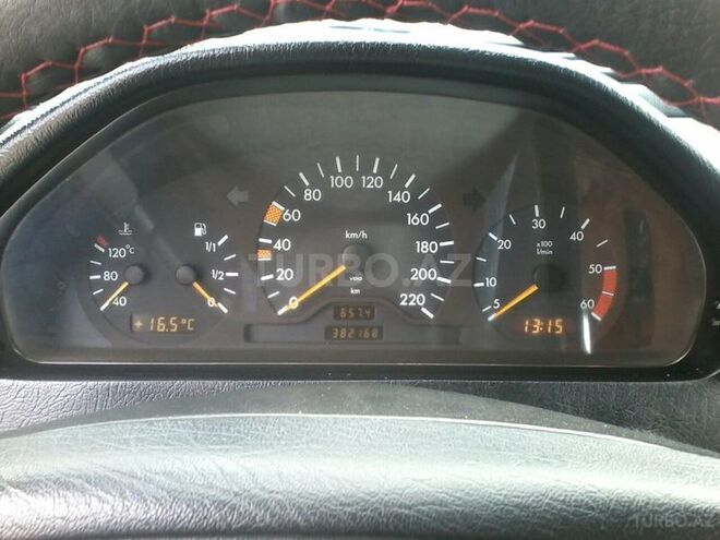 Mercedes C 250 1995, 382,168 km - 2.5 l - Xaçmaz
