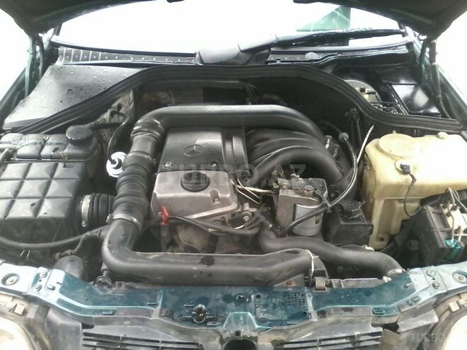 Mercedes C 250 1995, 382,168 km - 2.5 l - Xaçmaz