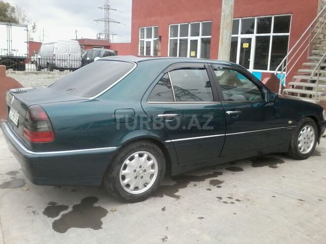 Mercedes C 250 1995, 382,168 km - 2.5 l - Xaçmaz
