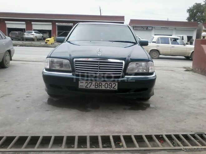 Mercedes C 250 1995, 382,168 km - 2.5 l - Xaçmaz
