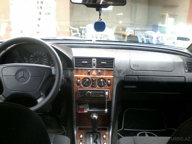 Mercedes C 250 1995, 382,168 km - 2.5 l - Xaçmaz