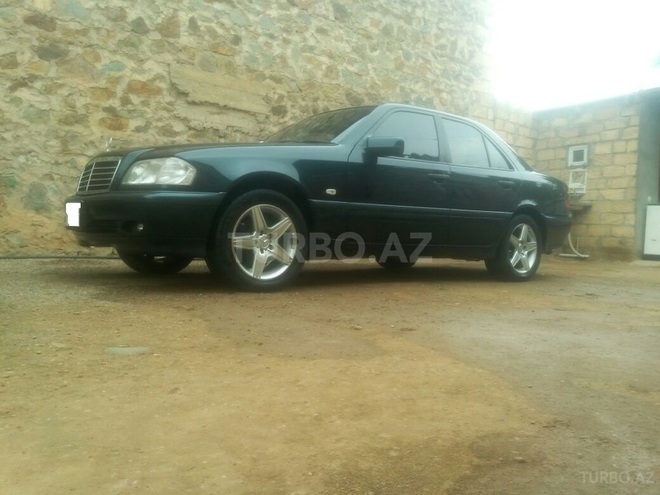Mercedes C 200 2000, 192,000 km - 2.0 l - Gəncə