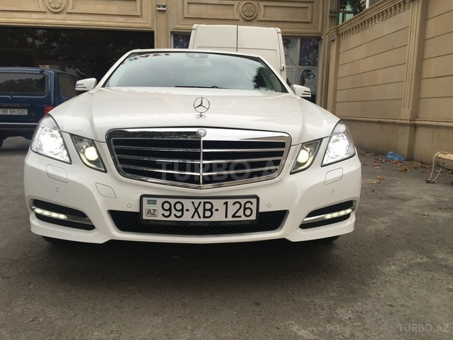 Mercedes E 200 2013, 30,000 km - 1.8 l - Gəncə