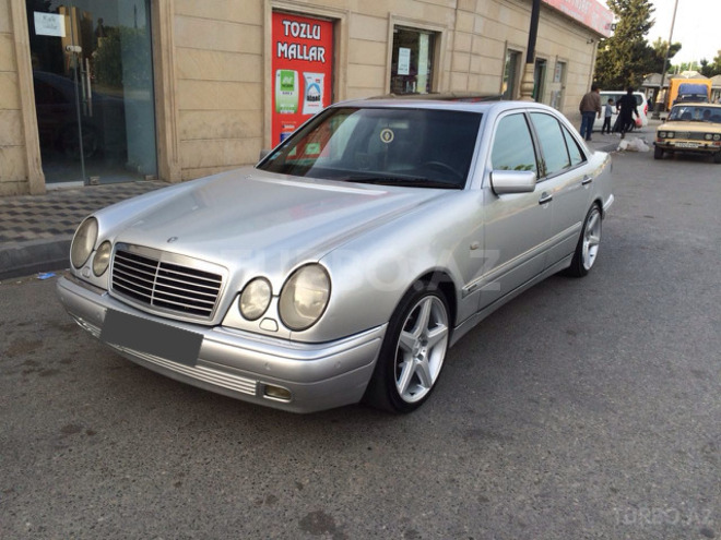 Mercedes E 240 1998, 310,316 km - 2.4 l - Bakı