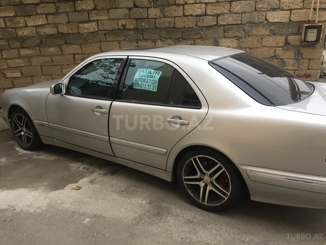 Mercedes E 270 2001, 25,555 km - 2.7 l - Bakı