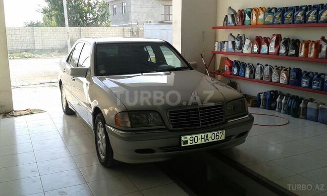 Mercedes C 220 1999, 212,000 km - 2.2 л - Sabirabad