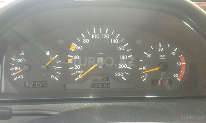 Mercedes C 220 1999, 212,000 km - 2.2 л - Sabirabad