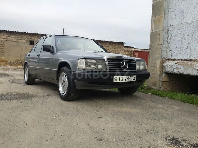 Mercedes 190 1990, 290,000 km - 2.0 l - Bakı