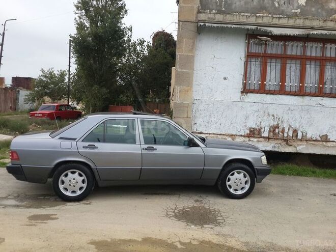 Mercedes 190 1990, 290,000 km - 2.0 l - Bakı