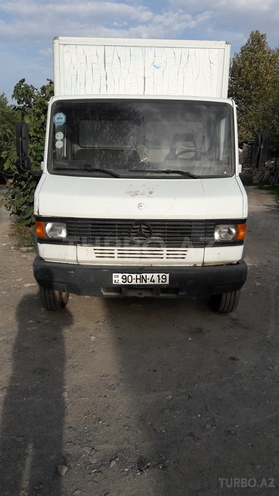 Mercedes 711 D 1995, 270,000 km - 3.9 l - Gəncə