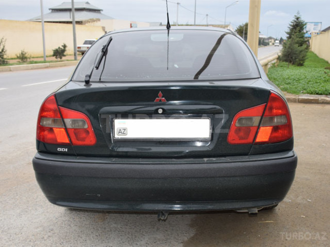 Mitsubishi  2000, 150,000 km - 1.8 l - Bakı