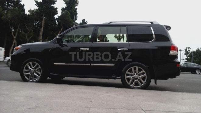 Lexus LX 570 2014, 8,000 km - 5.7 l - Bakı