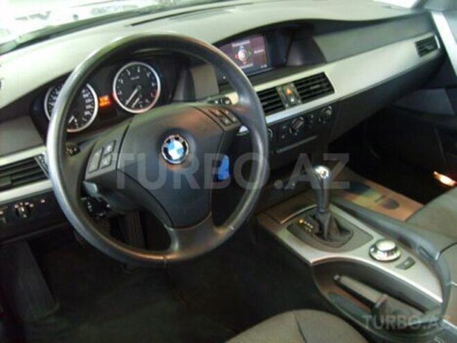 BMW 530 2005, 187,300 km - 3.0 l - Qax