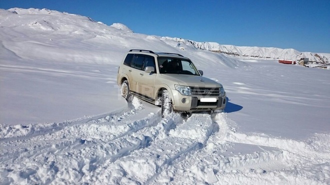 Mitsubishi Pajero 2010, 101,000 km - 3.5 l - Bakı