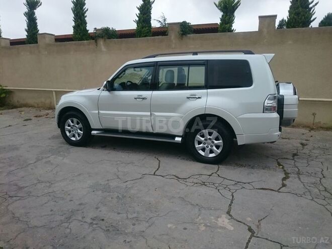Mitsubishi Pajero 2010, 101,000 km - 3.5 l - Bakı