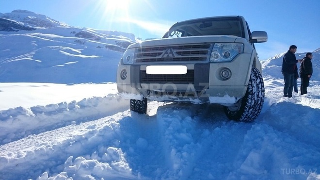 Mitsubishi Pajero 2010, 101,000 km - 3.5 l - Bakı