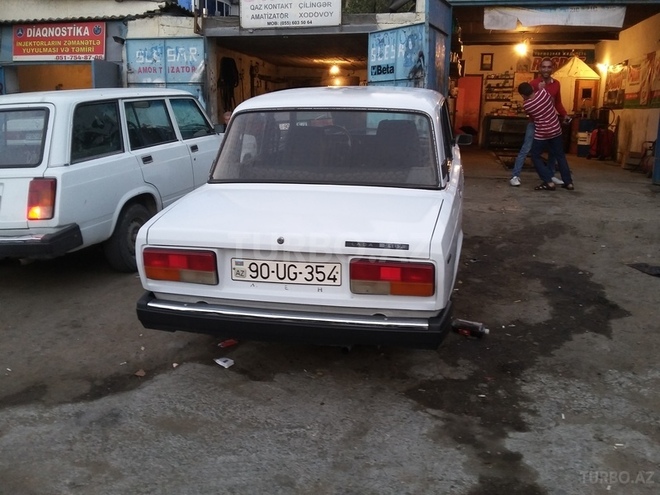 LADA (VAZ) 2107 2003, 258,000 km - 1.7 l - Bakı