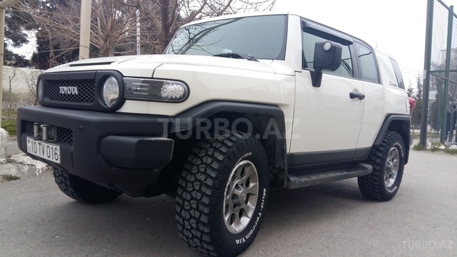 Toyota FJ Cruiser 2012, 75,000 km - 4.0 л - Bakı