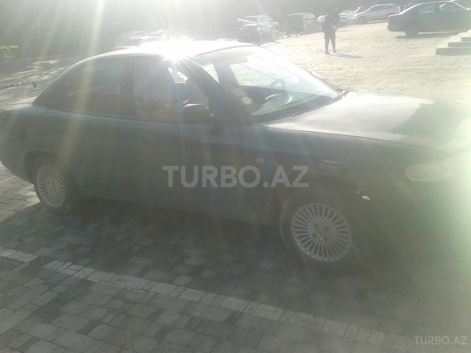 Daewoo Nubira 1998, 310,000 km - 0.2 l - Bakı