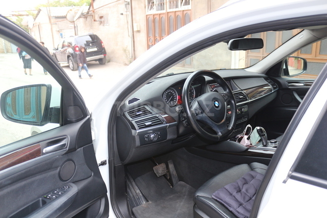 BMW X6 2012, 95,000 km - 3.5 l - Bakı