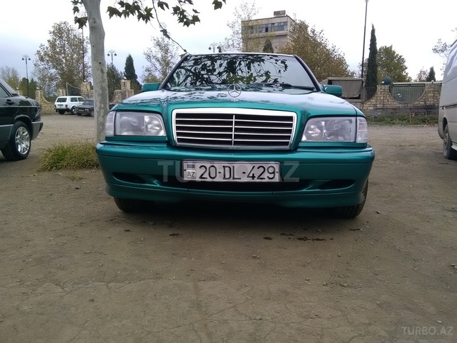 Mercedes C 180 1998, 232,000 km - 1.8 л - Gəncə