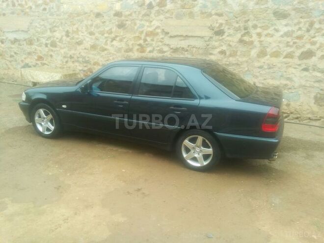 Mercedes C 200 2000, 190,000 km - 2.0 l - Gəncə