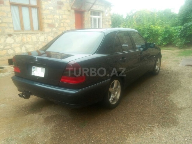 Mercedes C 200 2000, 190,000 km - 2.0 l - Gəncə