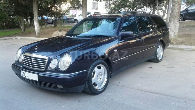 Mercedes E 240 1998, 295,000 km - 2.4 l - Bakı