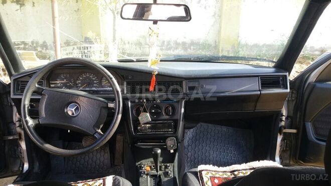 Mercedes 190 1990, 353,554 km - 2.0 л - Sumqayıt