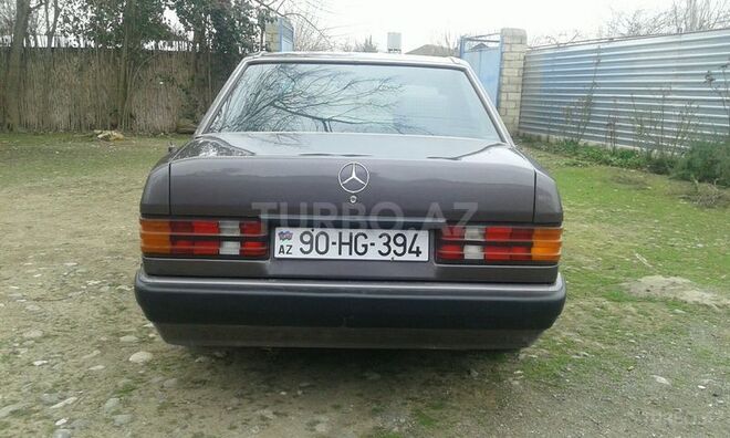 Mercedes 190 1992, 250,800 km - 2.0 l - Füzuli