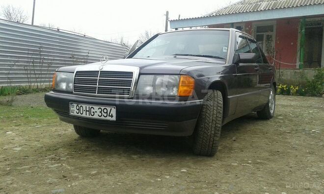 Mercedes 190 1992, 250,800 km - 2.0 l - Füzuli