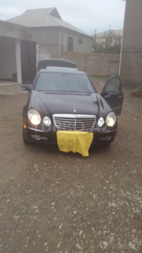 Mercedes E 350 2007, 128,957 km - 3.5 l - Bakı