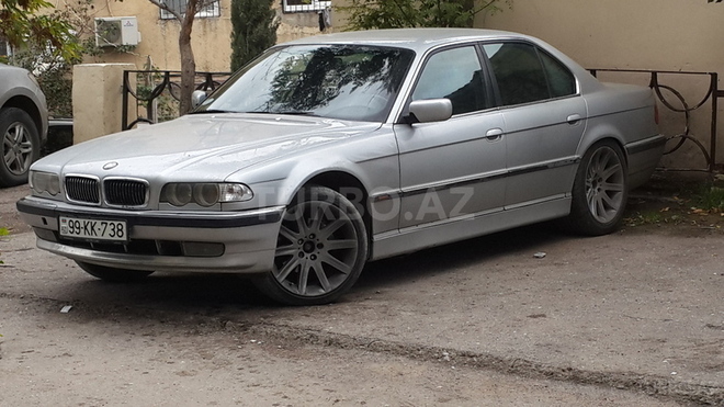 BMW 735 2001, 245,856 km - 3.5 l - Bakı